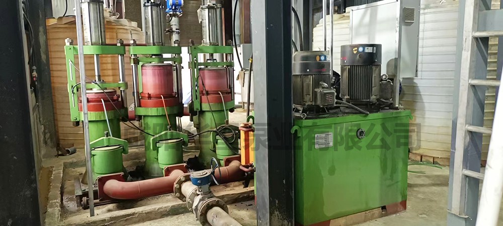 壓濾機(jī)柱塞泵三缸泵現(xiàn)場(chǎng)使用圖片 洗煤廠大流量壓濾機(jī)節(jié)能入料泵